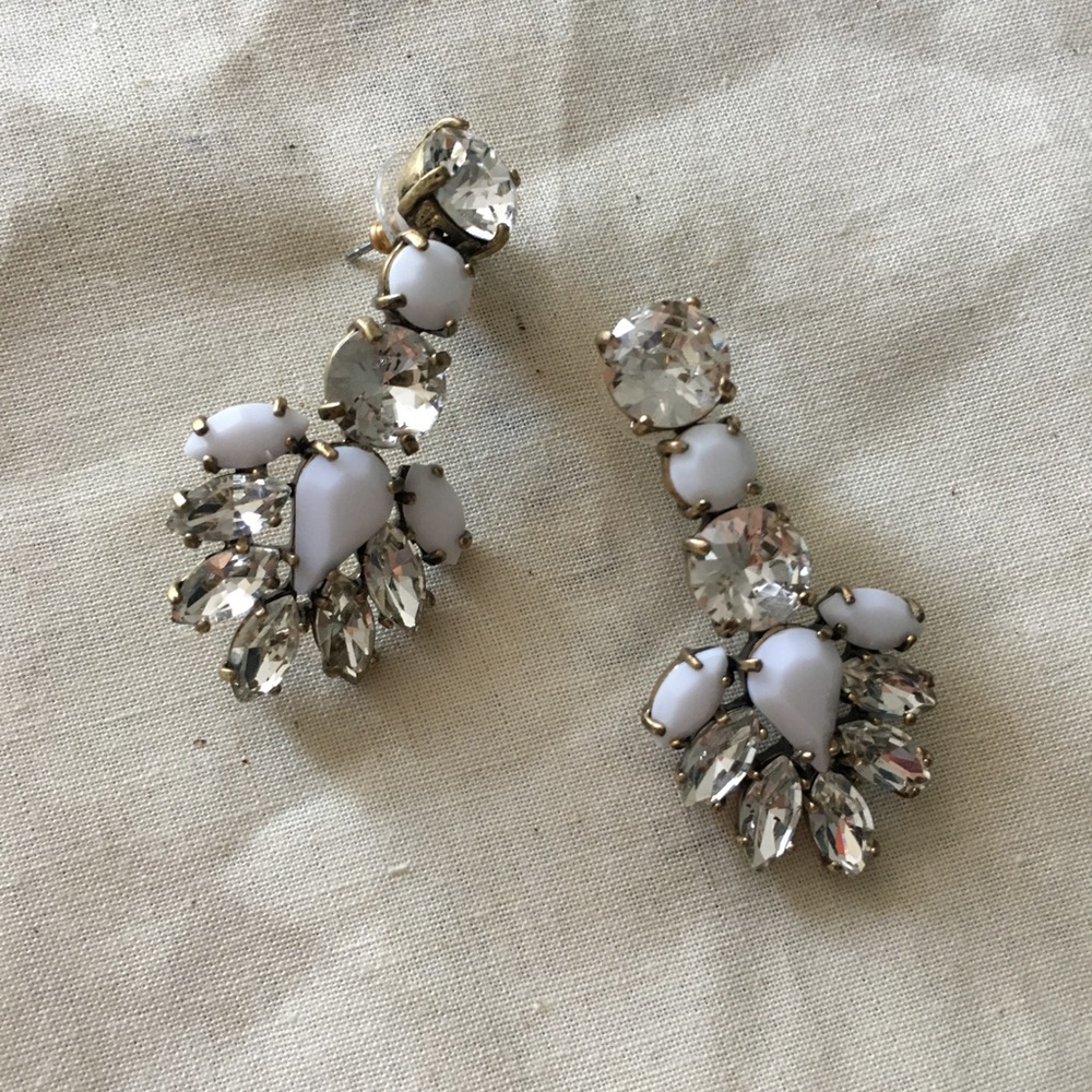 J. Free costume chandelier earrings 💥💥