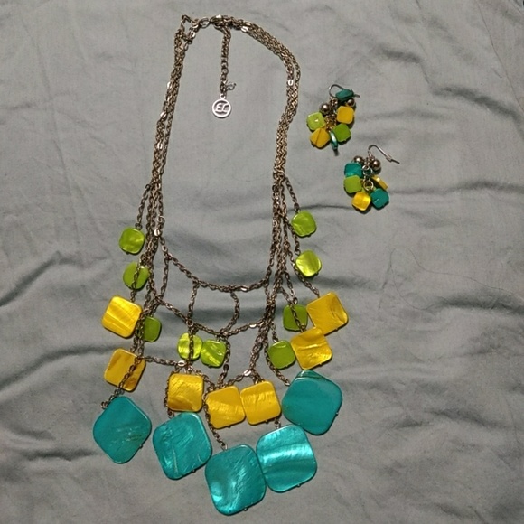 ❌SOLD❌ Multicolored Necklace & Earring Set - Picture 1 of 4