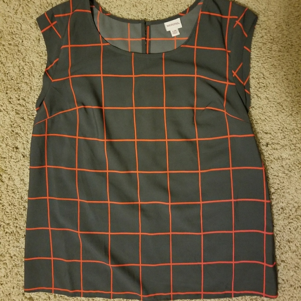 Merona Sleeveless Shell Size Large