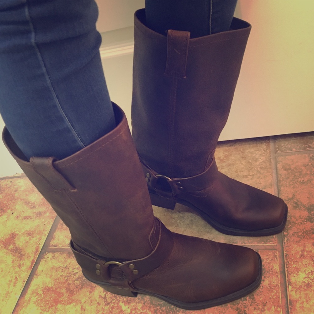 Cabelas Brown Leather Harness Boots Cowboy