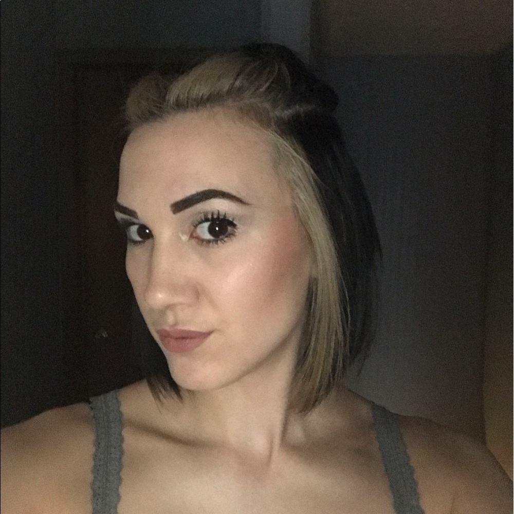 Meet your Posher, Rachel