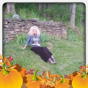 Meet your Posher, Shelly