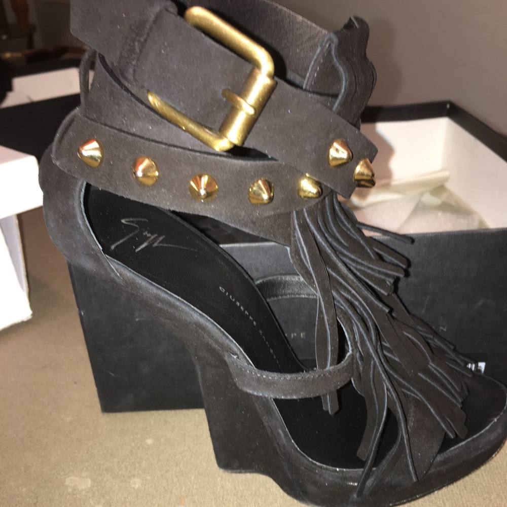 Giuseppe alien Camoscio