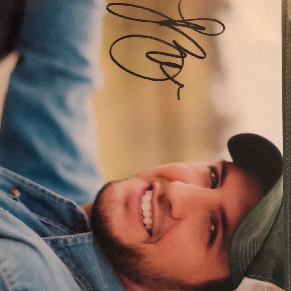 Luke Bryan autograph