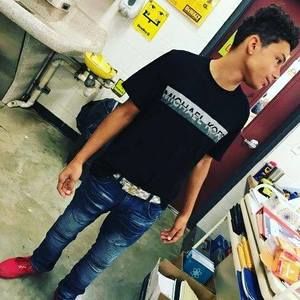 Meet your Posher, Carlos