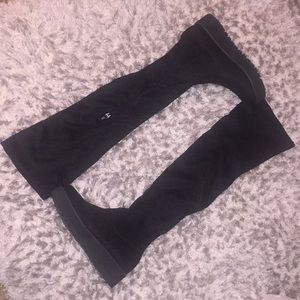 Black retro sleeve boots!!!😍