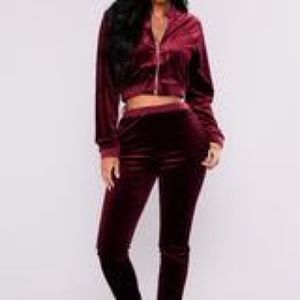 Burgundy velour set new with tags