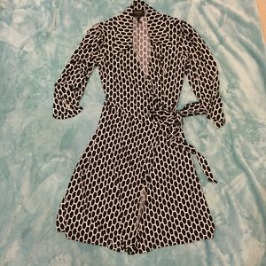 New condition Laundry wrap dress!