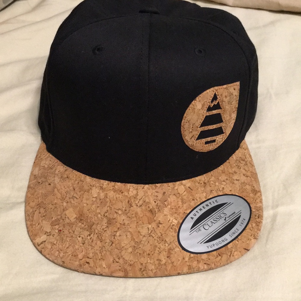 Hat made with cork