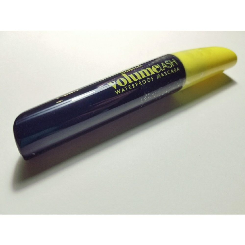 VolumeLash Waterproof Mascara