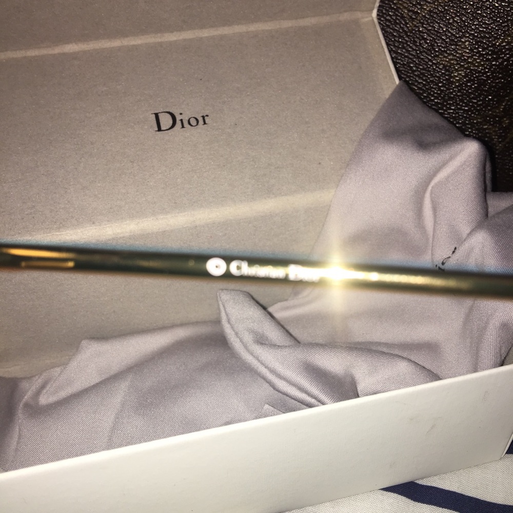 Dior aviators. - Picture 2 of 3