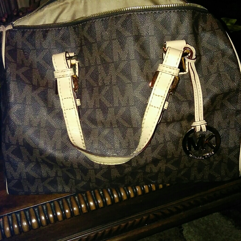 Michael kors handbag