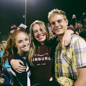 Meet your Posher, Emily