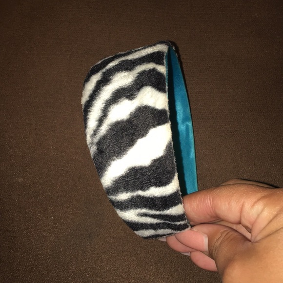 Zebra headband - Picture 1 of 3