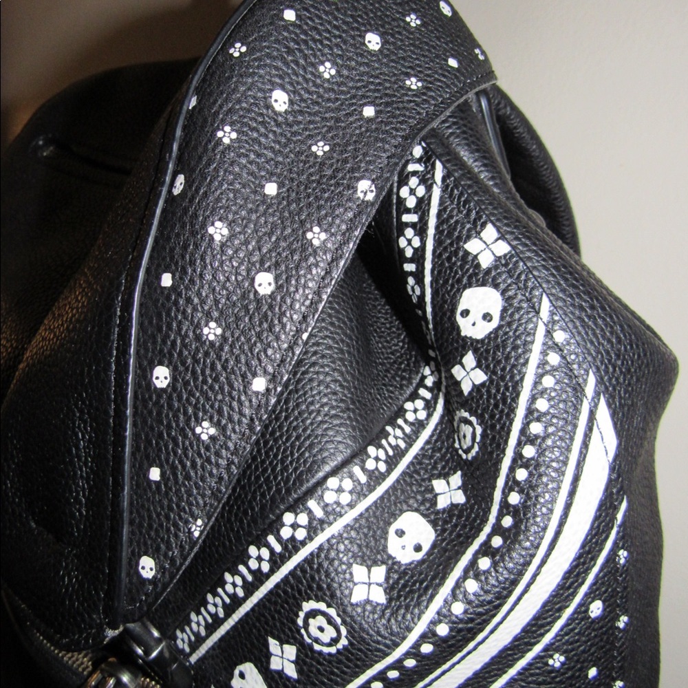 COACH 1941 Banda Print Leather Backback - Picture 6 of 8