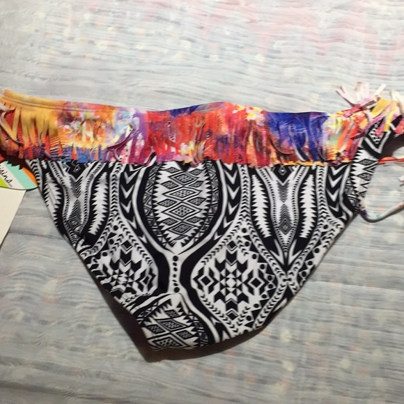 Women's bikini - Picture 2 of 5