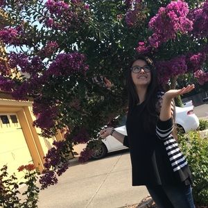 Meet your Posher, Jaquelyn