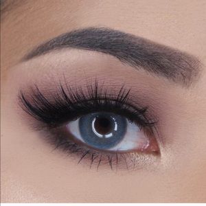 Desio attitude collection