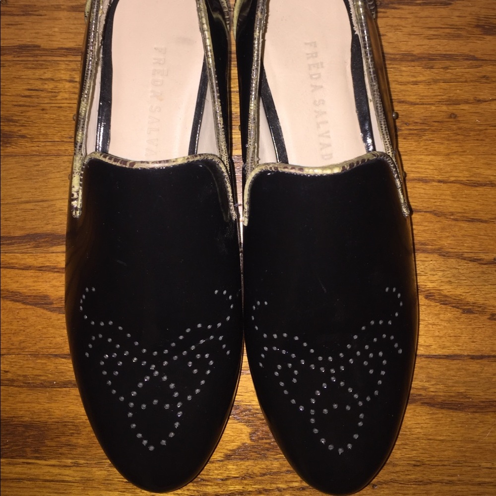 freda salvador flats