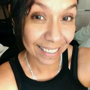 Meet your Posher, Yvette