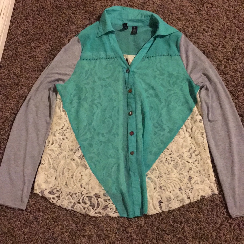 Women’s silk/lace blouse