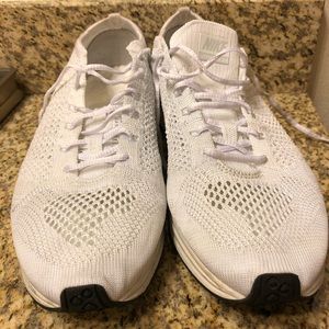 Nike Flyknit Racer Goddess