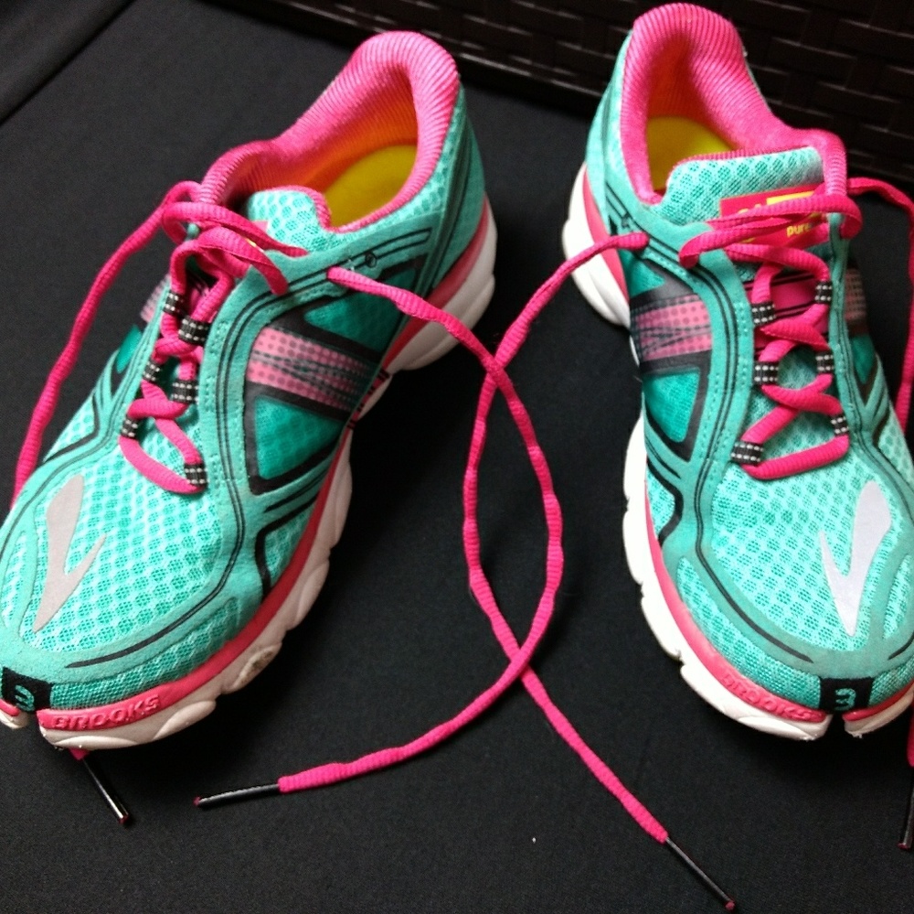 Brooks Pureflow 3 Women's Running Shoes SZ 7.5