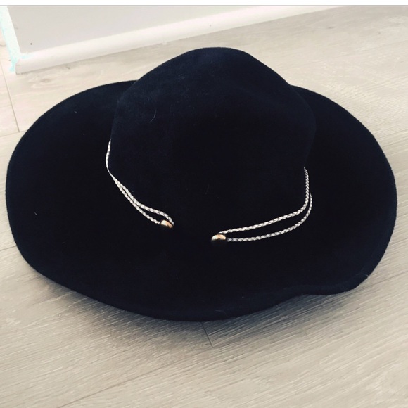 Amazing Eugenia Kim Hat main image 2