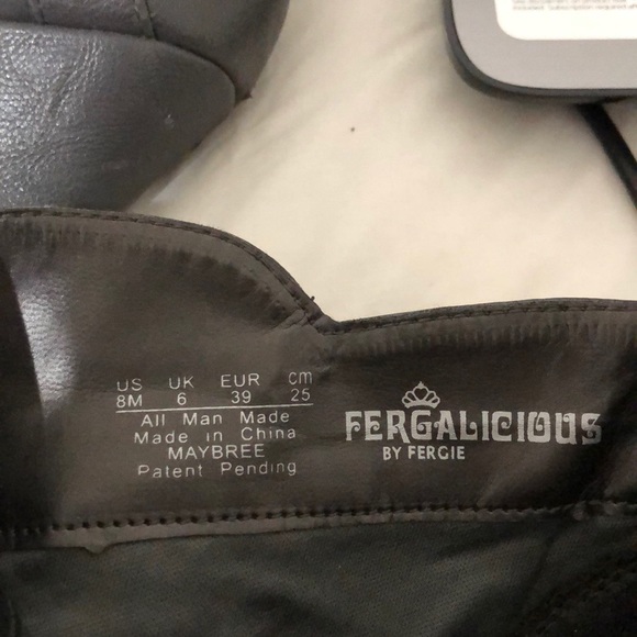 🌸OFFERS WELCOME🌸 Fergalicious by Fergie Booties - Picture 6 of 6