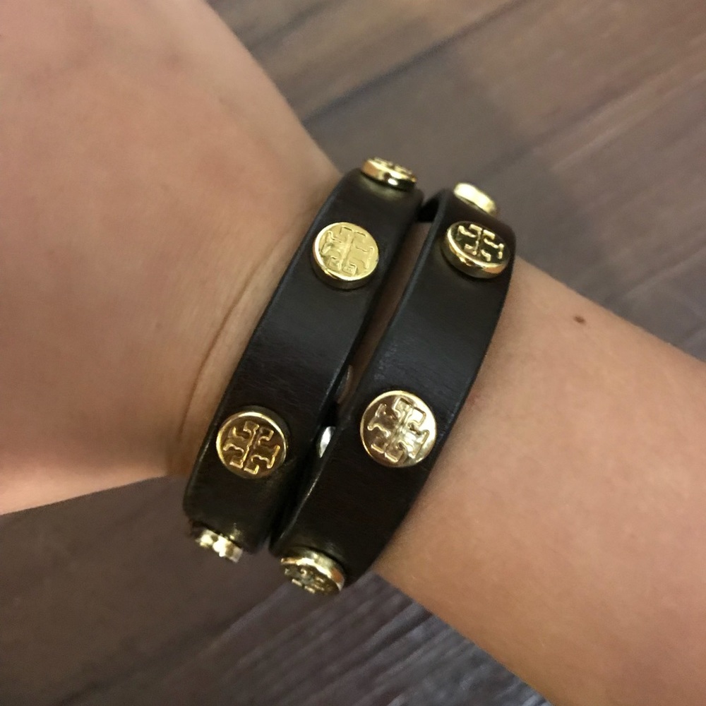 TORY BURCH leather wrap bracelet- Perfect