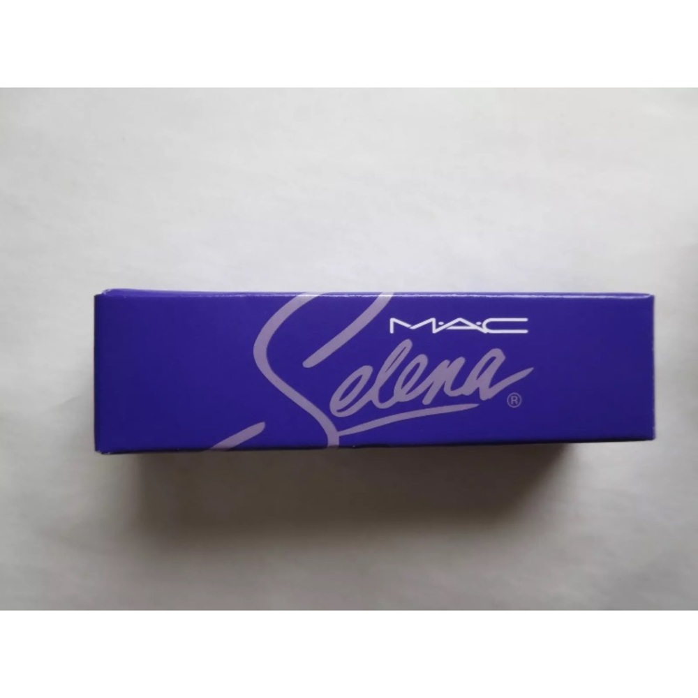 SELENA x MAC Matte lipstick