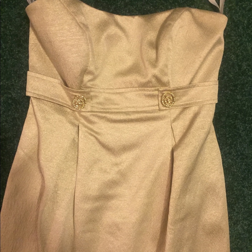 Short formal dress