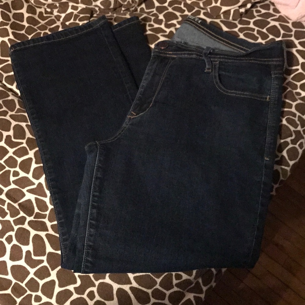 Dark wash Capri jean
