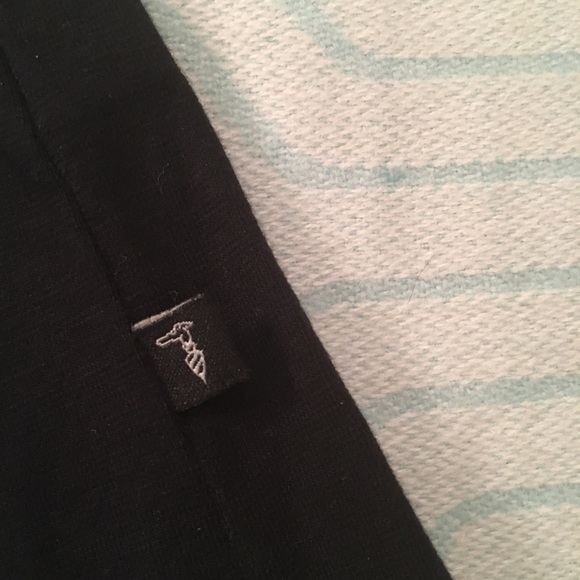 🔴 NWOT 🇮🇹 Trussardi Jeans stretchy Black tee - Picture 6 of 8