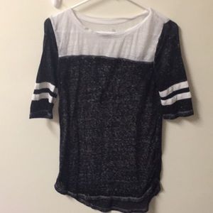 SO short sleeve varsity tee