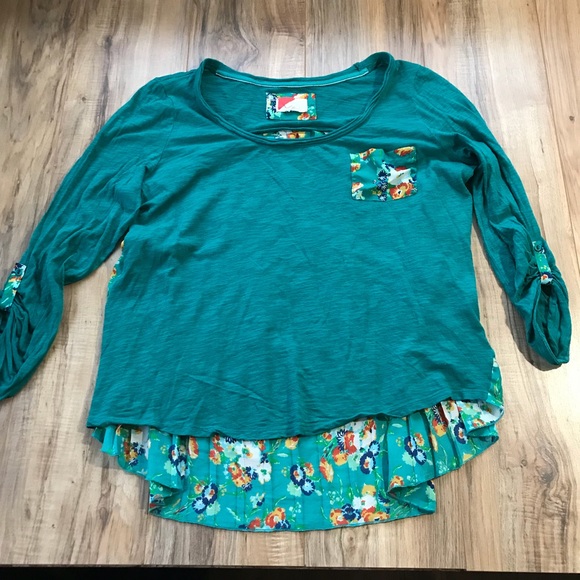 Anthropologie Tops - Anthro floral & Flowy teal top shirt