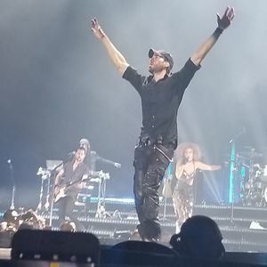 Meet your Posher, Elviz