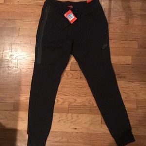 Nike Tech Fleece Jogger NWT Mens Medium