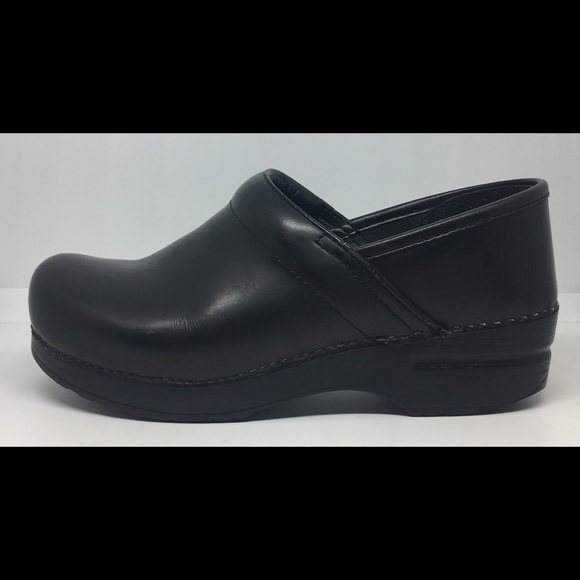 Dansko Black Women's Clog Shoes Sz 38 US 7.5- 8 - Picture 4 of 8