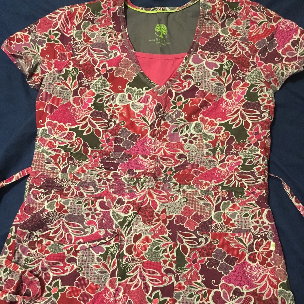 Floral Scrub Top