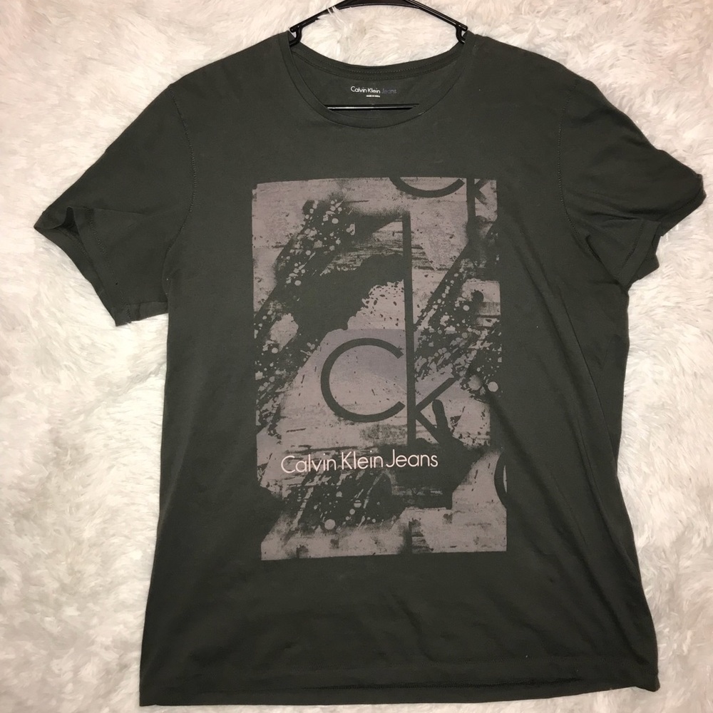 CALVIN KLEIN T-shirt