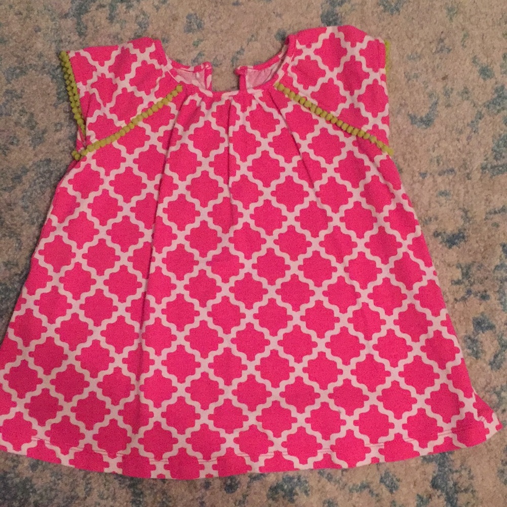 Girls size 2t short sleeve pink top