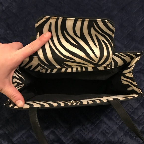 Kate Spade Purse! 👛 - Picture 6 of 6