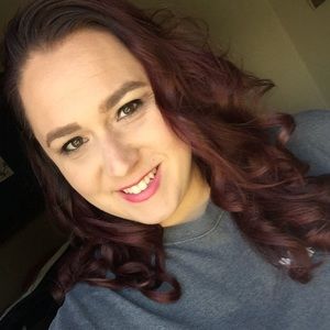 Meet your Posher, Cindi-lu