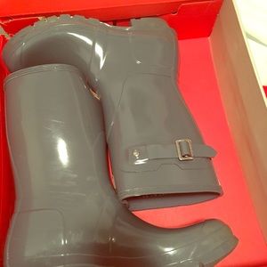 Gray mid calf hunter boots ❤️