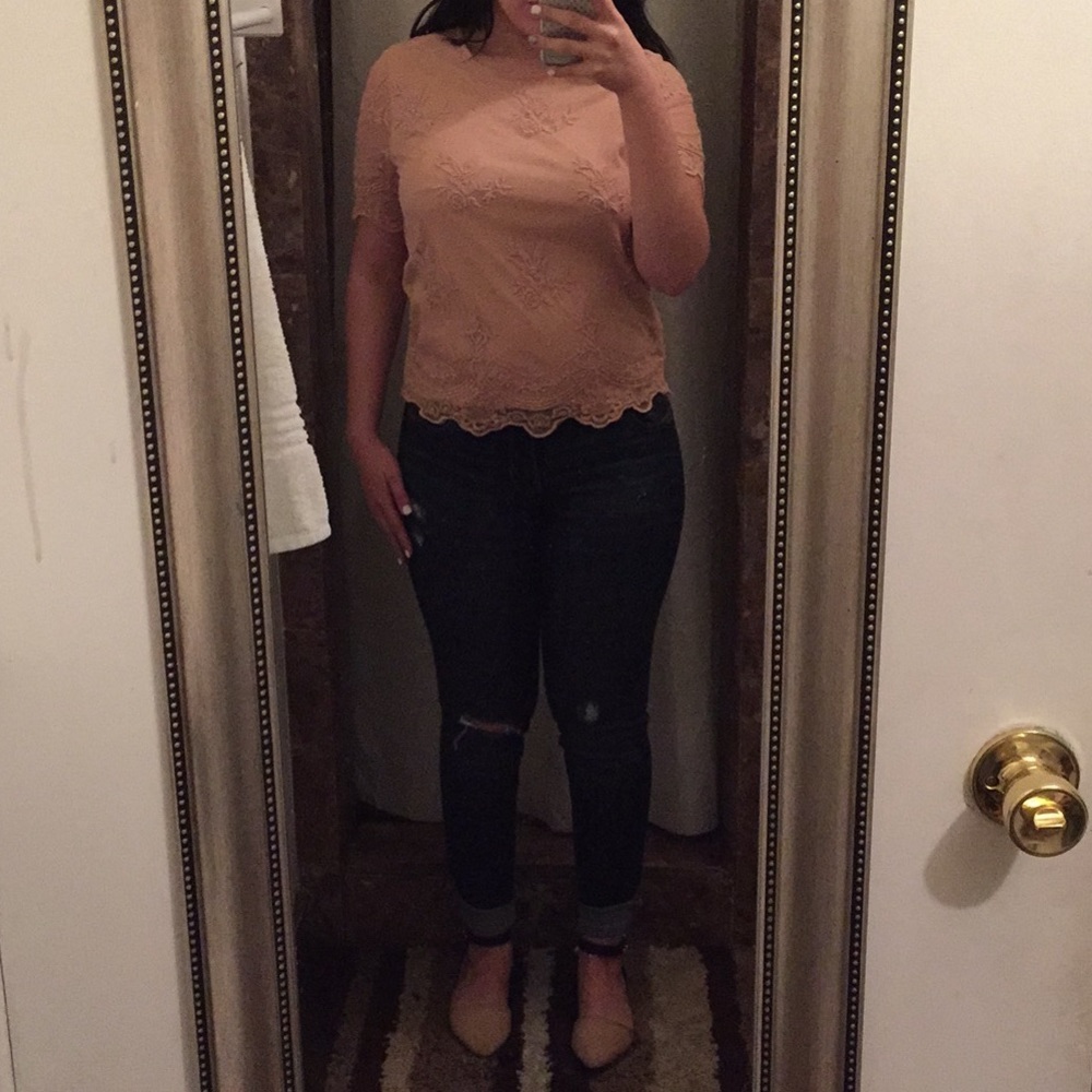 Forever21 exclusive lace top
