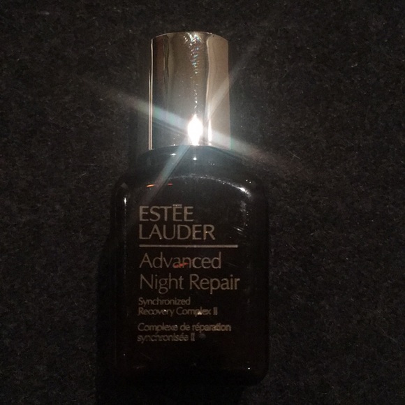 Skincare trio from Estée Lauder - Picture 4 of 4