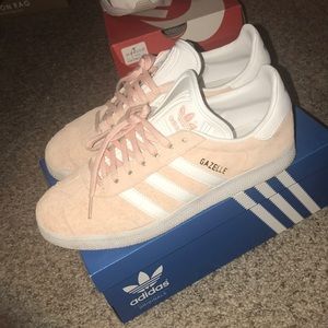 Pink gazelle adidas