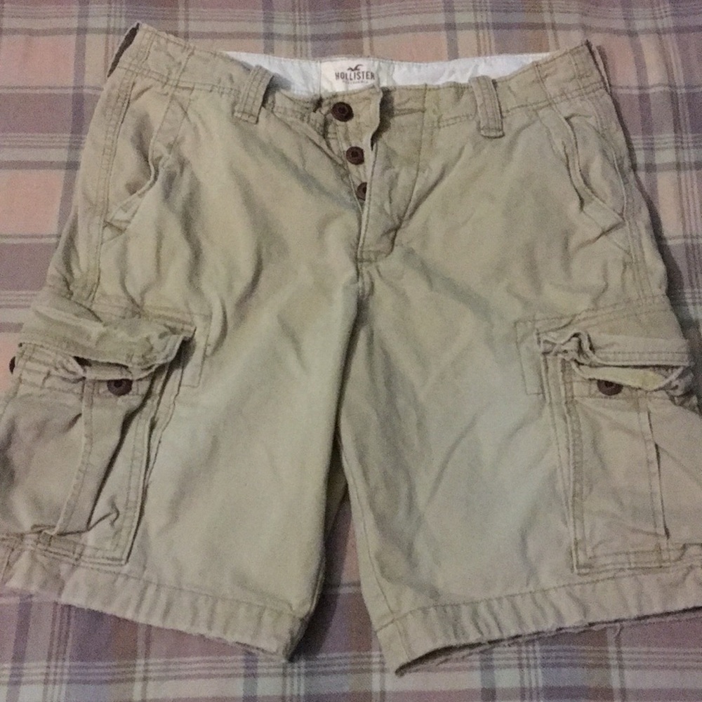 Hollister cargo shorts