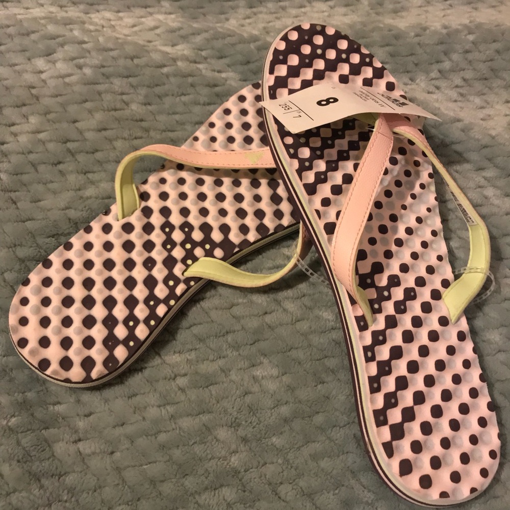 Adidas flip flops